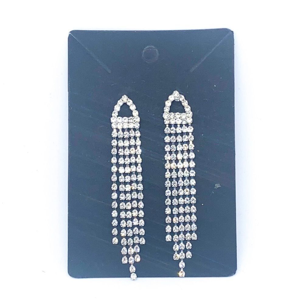 NWT Crystal Silver Chandelier Tassel Earring